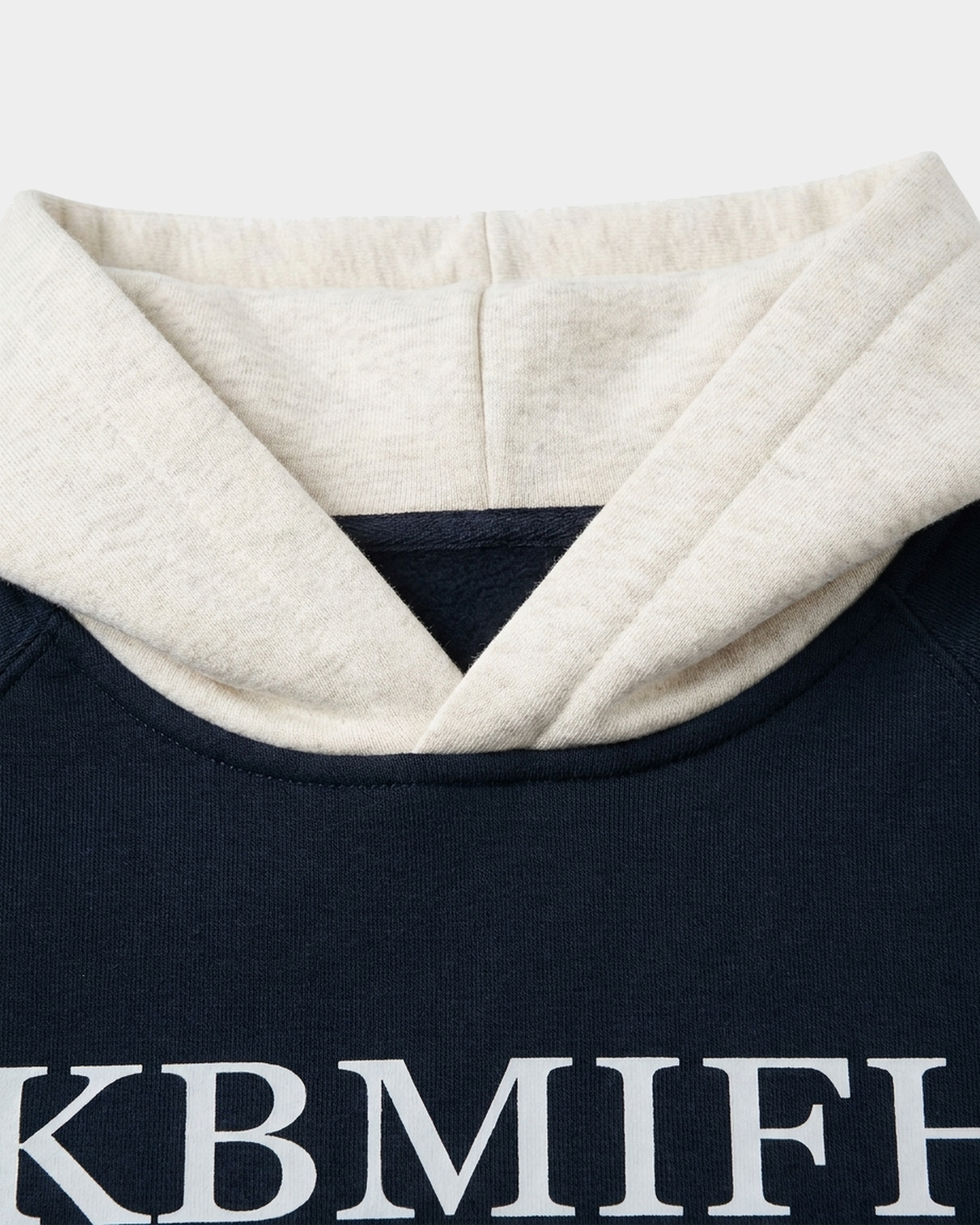 ODMPOD contrast hooded pullover featuring a stylish hood, long sleeves, and a casual fit in a modern design.