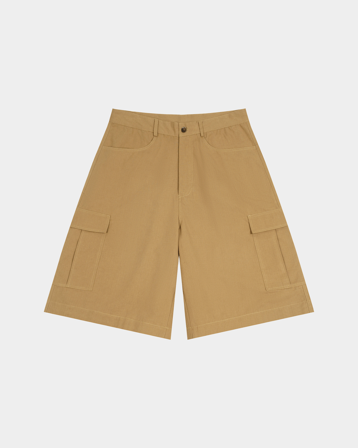 ODMPOD cotton cargo shorts with multiple side pockets, relaxed fit, and casual style for comfortable everyday wear.