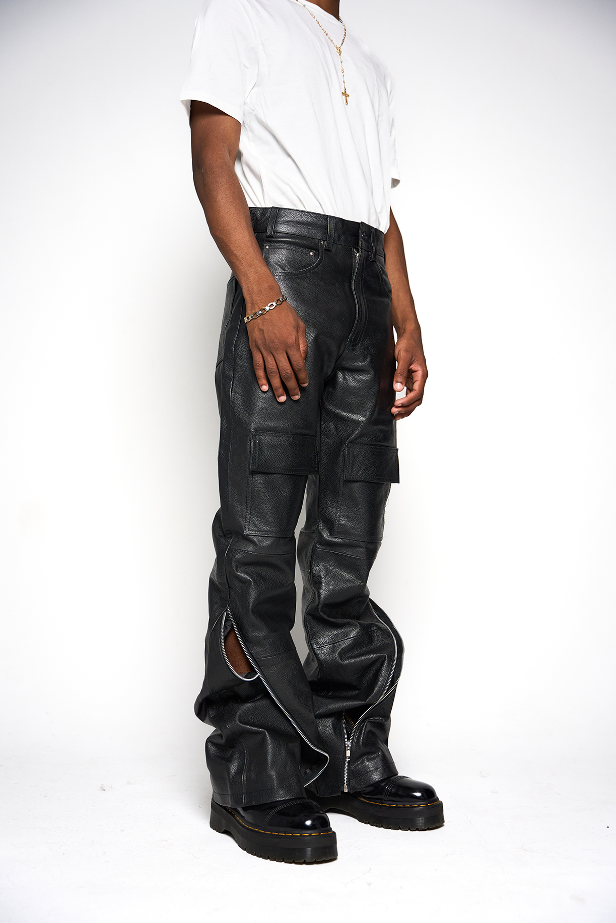 Zipped Cargo Pants - VELMONTU